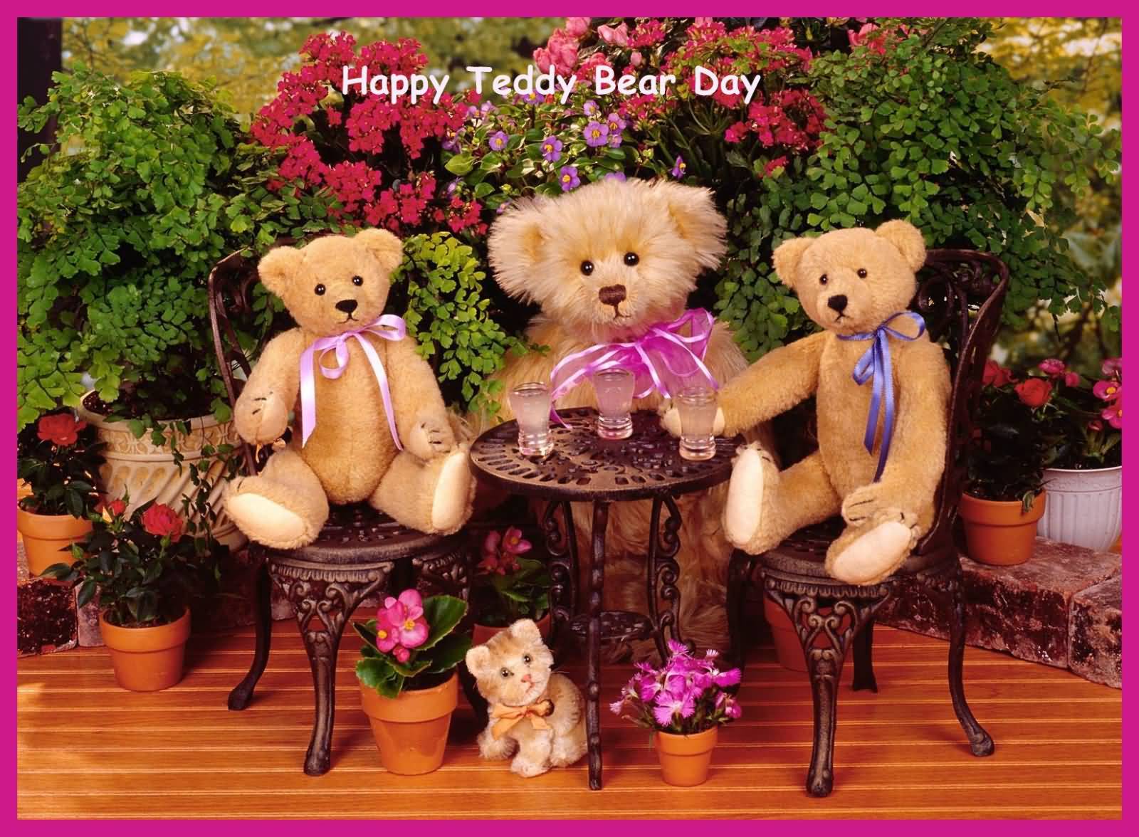 Happy Teddy Bear Day Greeting Ecard