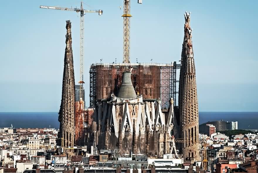Sagrada Família Under Construction
