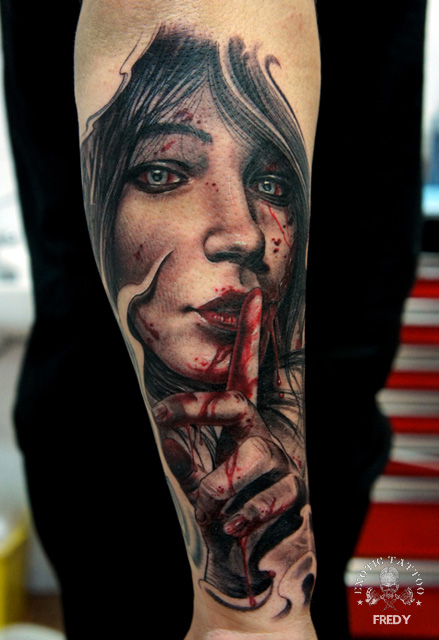 Scary Women Face Tattoo On Right Arm By Fredy