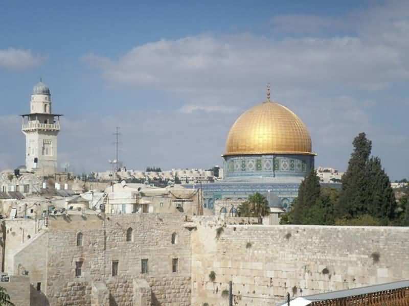 The Dome Of The Rock And Al-Aqsa Mosque Minaret Above The Western Wall