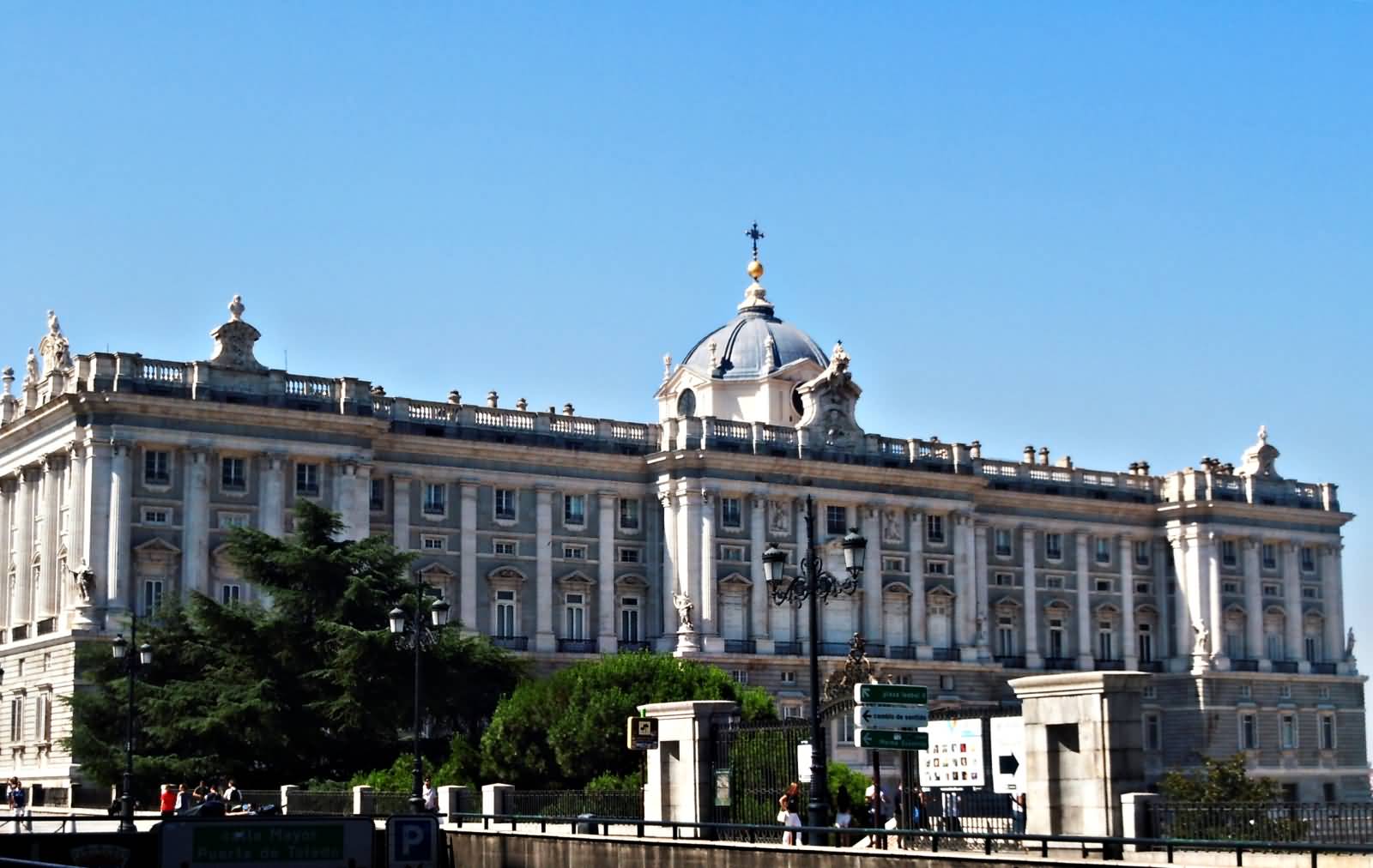 The Royal Palace In Madrid, Spain Exterior View