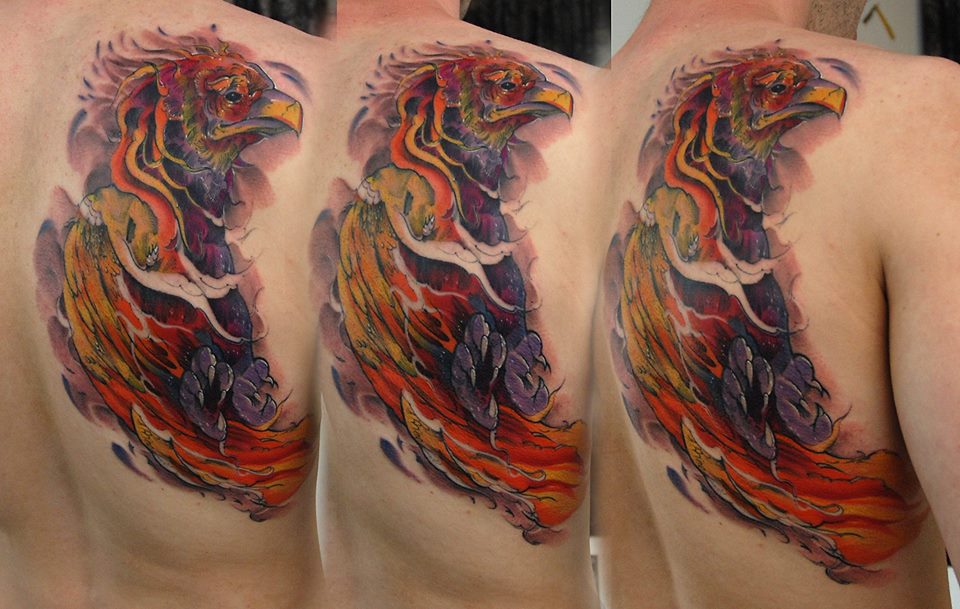 Wonderful Colorful Bird Tattoo On Man Right Back Shoulder By Dan Ko
