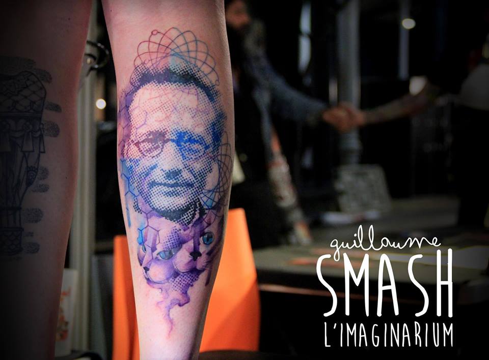Abstract Man Face Tattoo On Right Leg By Guillaume Smash