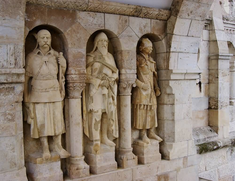 Amazing Sculptures On The Nave Of Fisherman’s Bastion