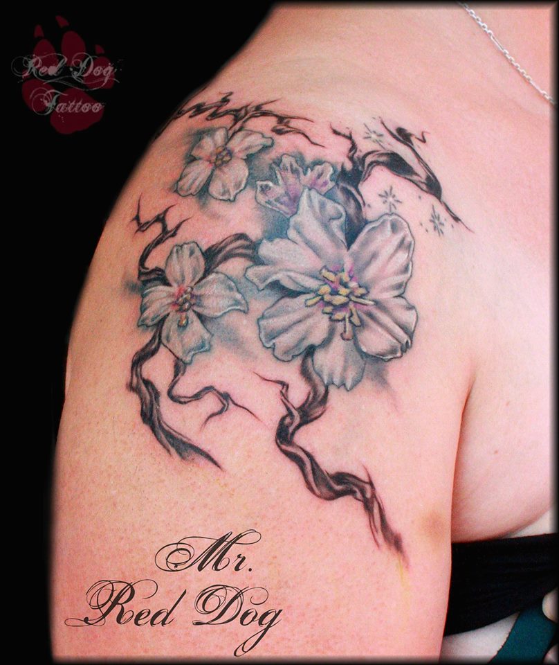 Attractive Flowers Tattoo On Right Shoulder