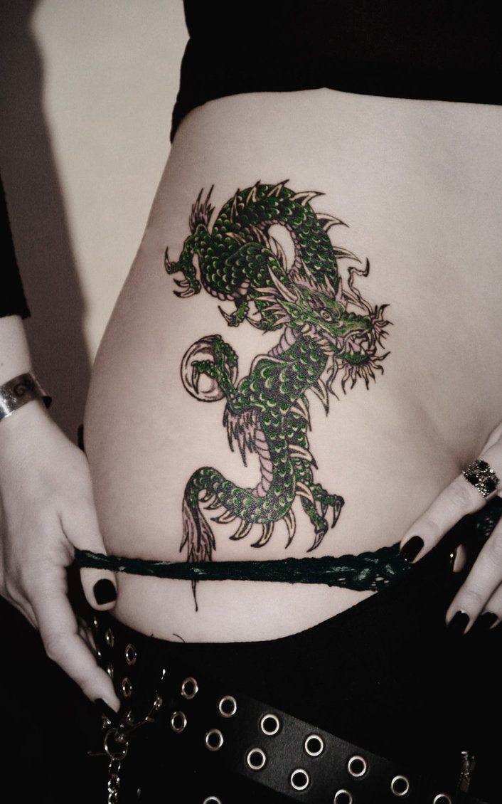 Awesome Dragon Tattoo On Girl Right Hip