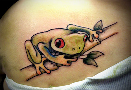 Back Shoulder Red Eyes Frog Tattoo