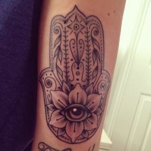 Black Ink Hamsa Hand Tattoo On Left Sleeve By Sam Ricketts