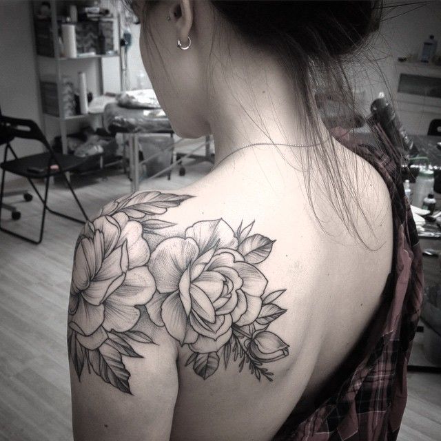 Black Ink Peony Flowers Tattoo On Women Left Shoulder