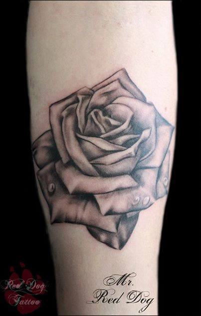 Black Ink Rose Tattoo On Right Forearm