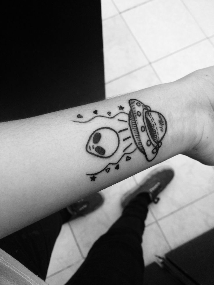 Black Outline Alien With UFO Tattoo On Left Wrist