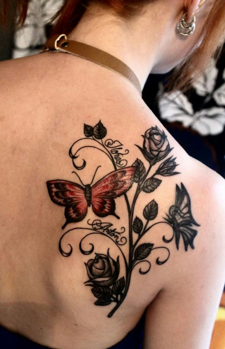 Black Roses And Butterfly Tattoo On Girl Right Back Shoulder