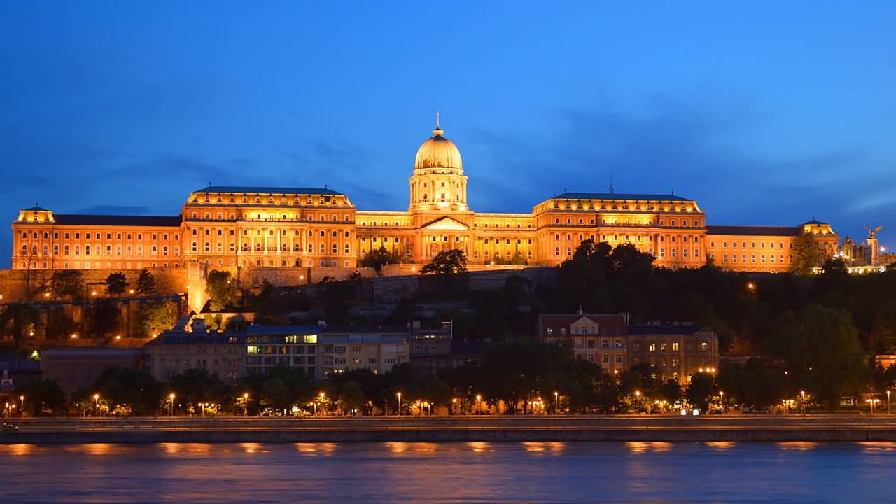 Buda Castle Looks Amazing By Night
