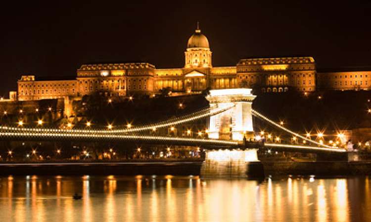 Chain Bridge And Buda Castle Lit Up At Night