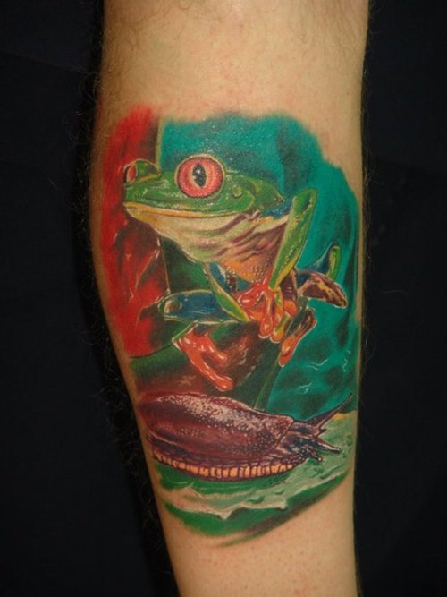 Colorful Realistic Frog Tattoo On Leg