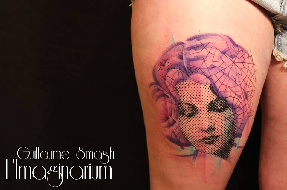 Cool Abstract Women Face Tattoo On Right Thigh By Guillaume Smash