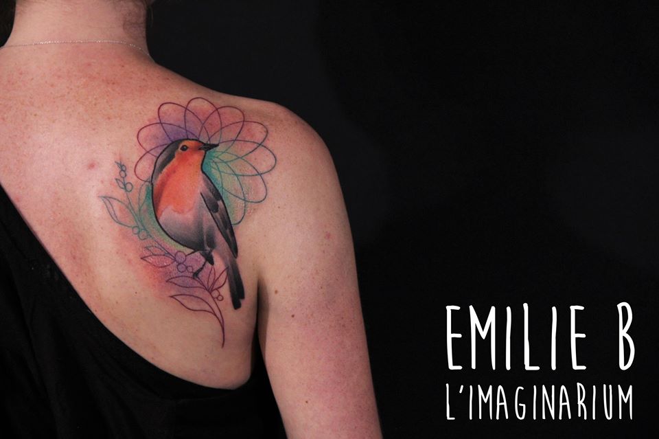 Cool Bird Tattoo On Women Right Back Shoulder by Emilie B