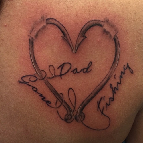 Dad Memorial Tattoo On Right Back Shoulder
