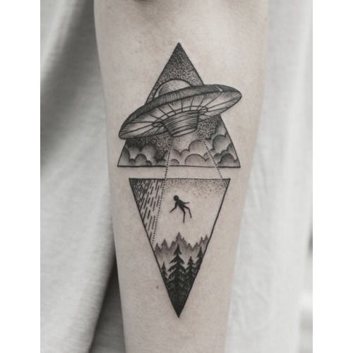 Dotwork Alien UFO Tattoo On Sleeve