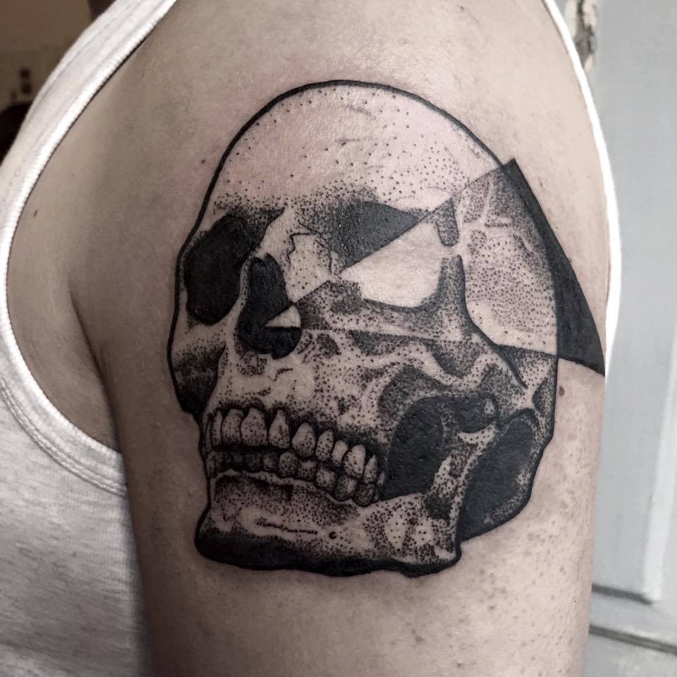 Dotwork Skull Tattoo On Man Shoulder