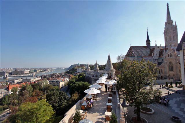 Fisherman’s Bastion Cafe At Terrace