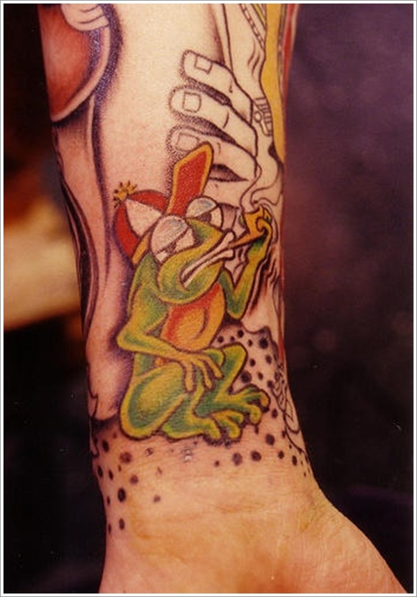 Forearm Green Frog Tattoo Idea