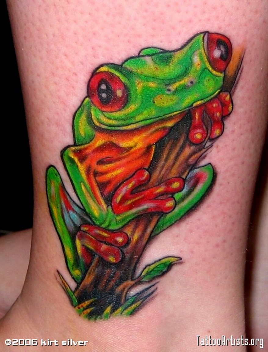 Green Frog Tattoo On Leg