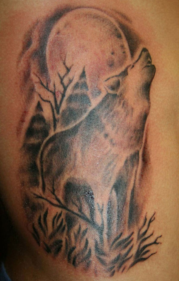 Grey Ink Howling Wolf Tattoo On Side Rib