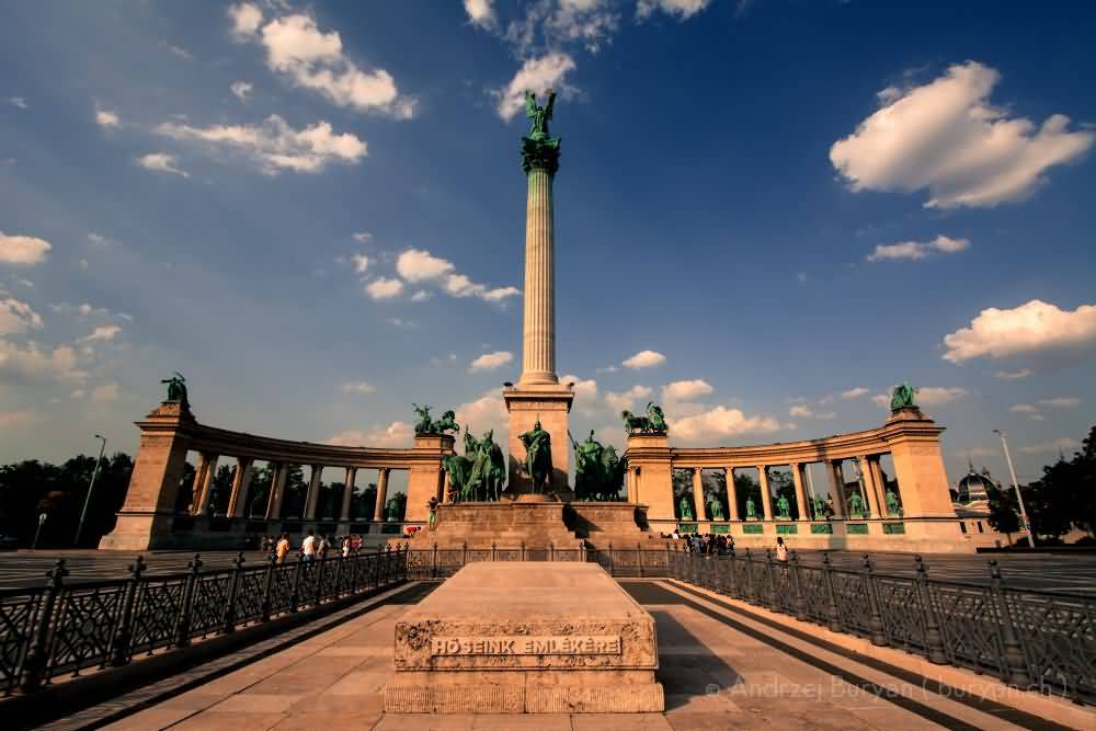 Heroes Square Front View