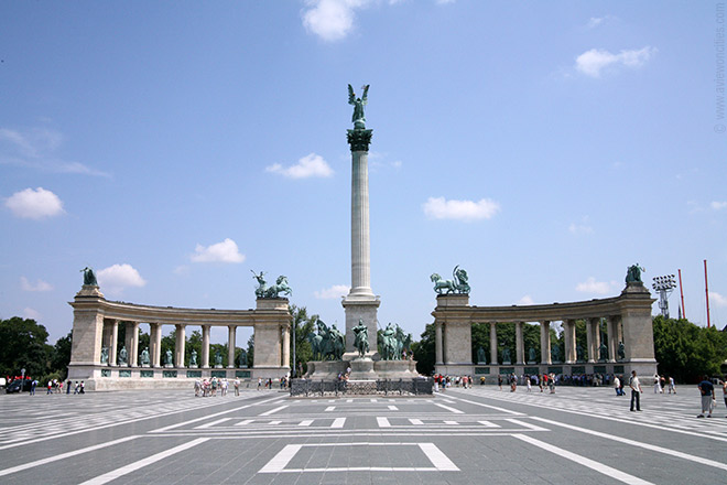 Heroes Square View