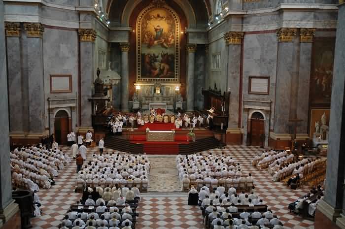Mass Inside The Esztergom Basilica
