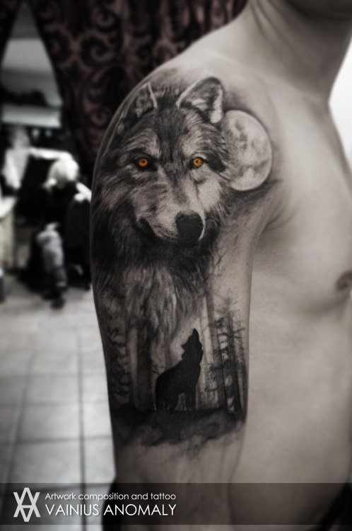 Realistic Grey Wolf Tattoo On Man Right Half Sleeve