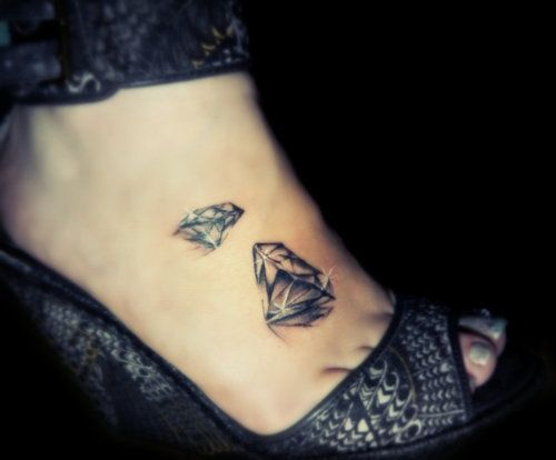 Right Foot Realistic Diamond Tattoos