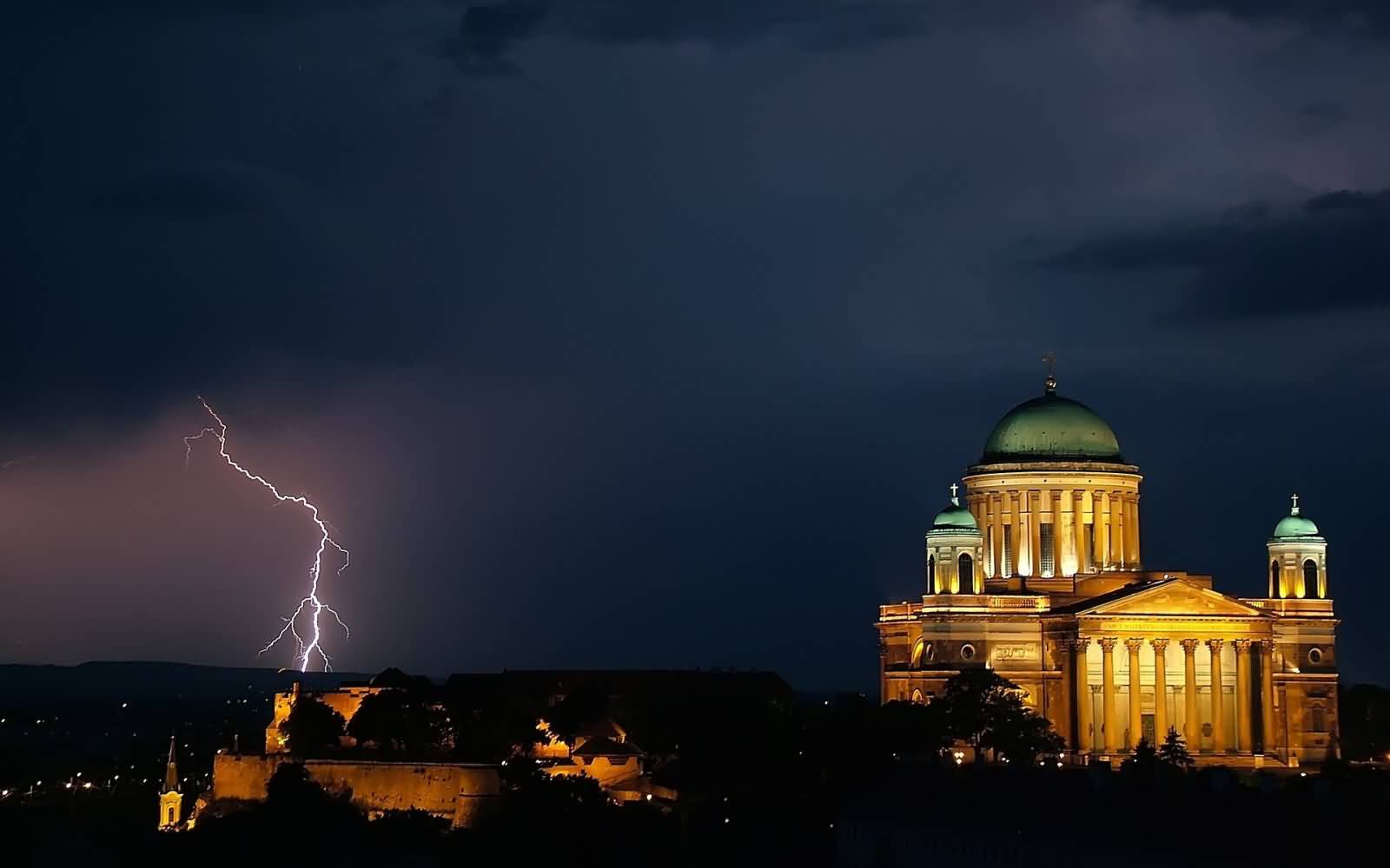 The Esztergom Basilica Looks Amazing With Night Lights