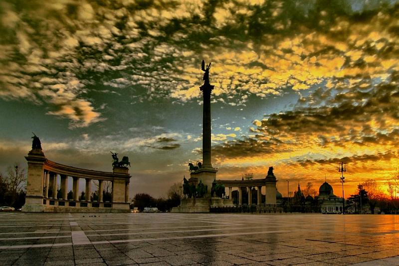 The Heroes Square During Sunset