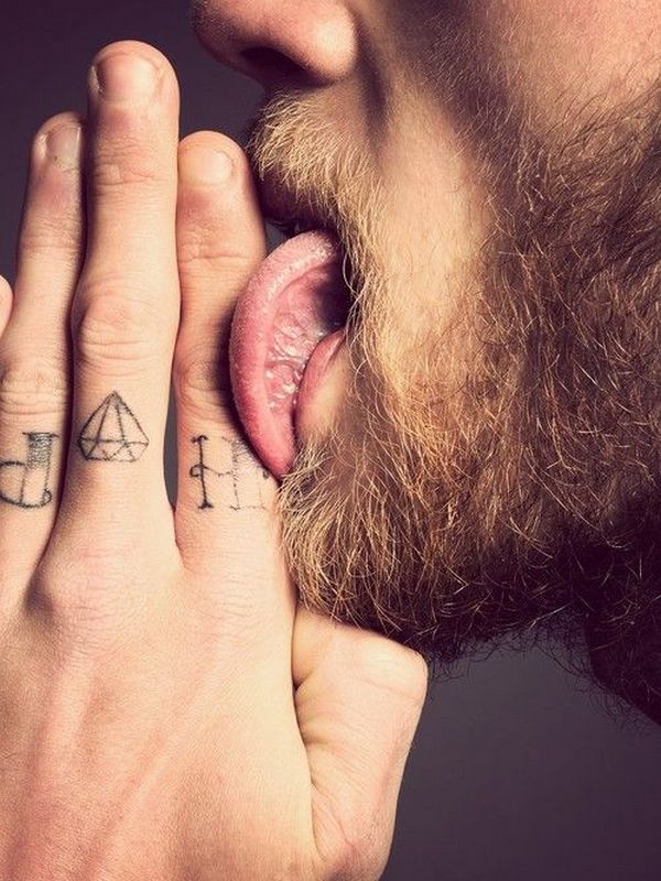 Tiny Diamond Tattoo On Guy Finger