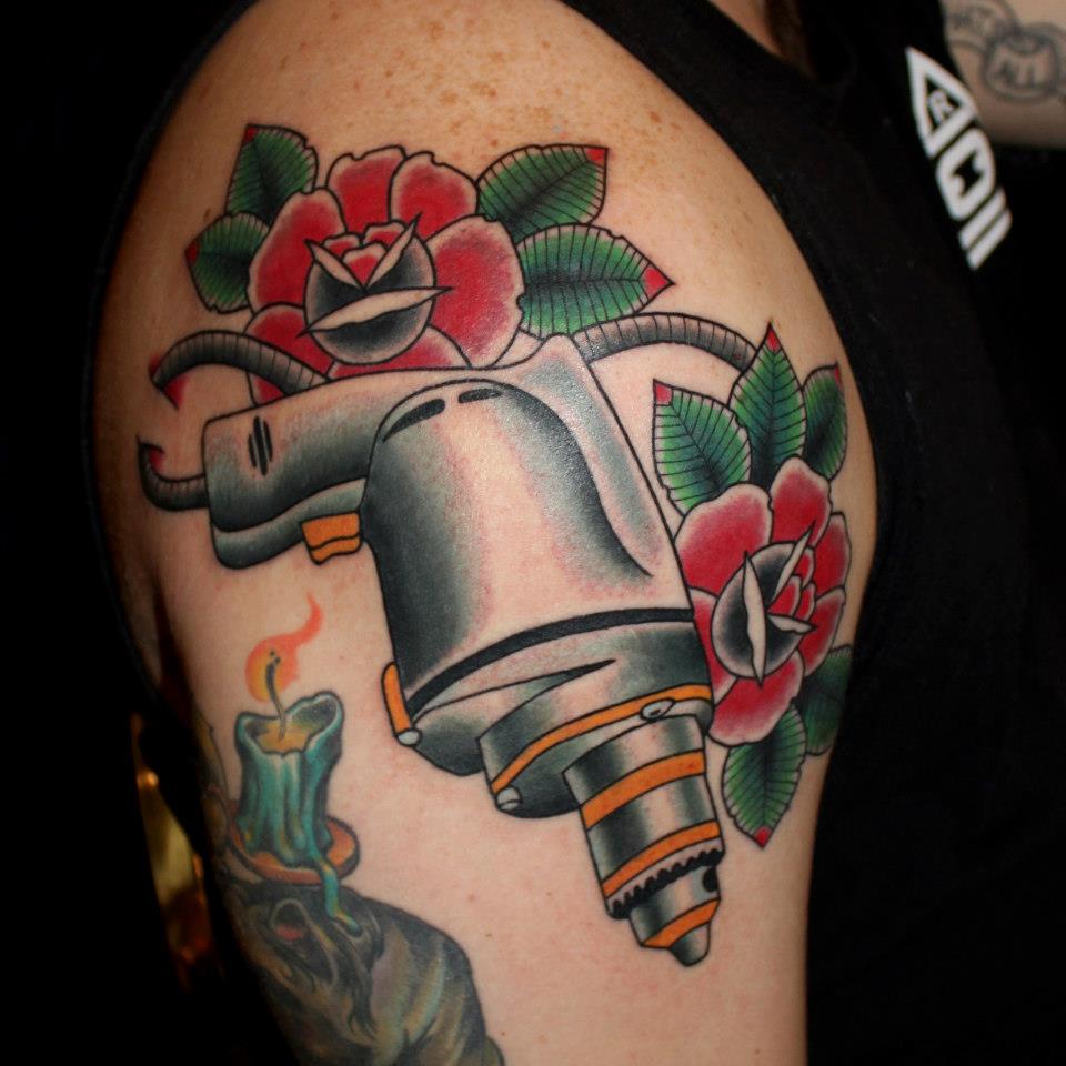 Traditional Drill Machine With Roses Tattoo On Right Half Sleeve By Myke Chambers