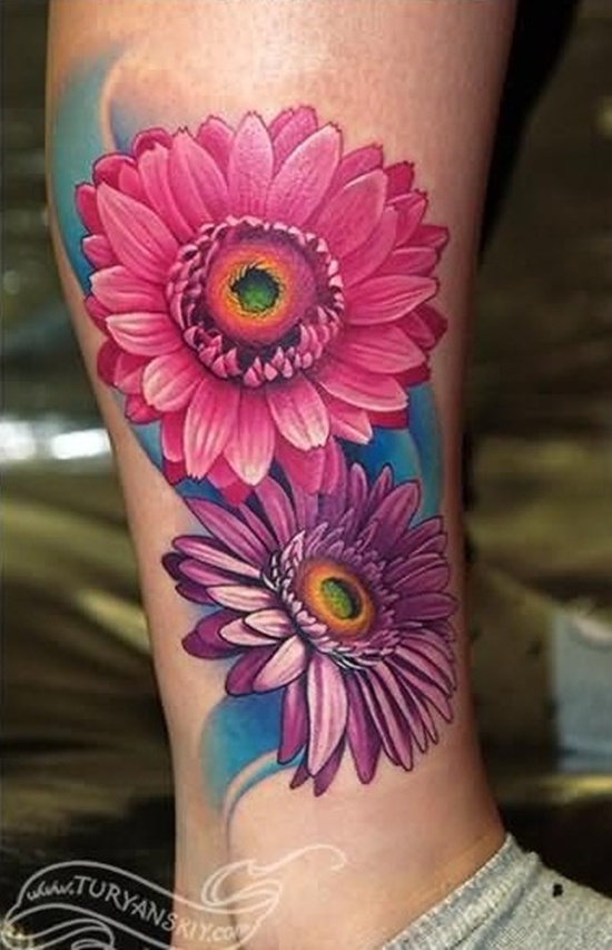 Attractive 3D Daisy Flowers Tattoo On Right Leg