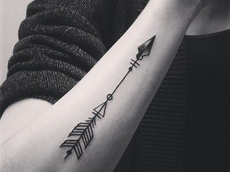 Awesome Black Ink Arrow Tattoo On Right Arm