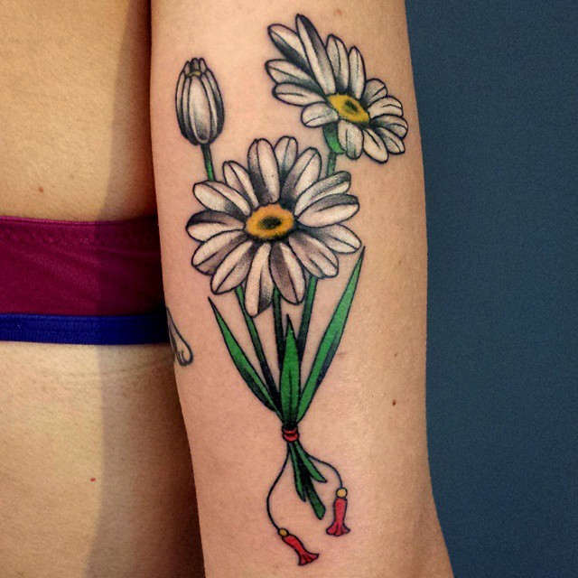 Awesome Daisy Flowers Tattoo On Right Half Sleeve