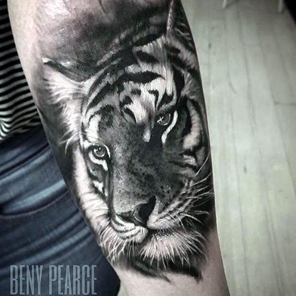 Black And Grey Tiger Head Tattoo Design For Sleeve