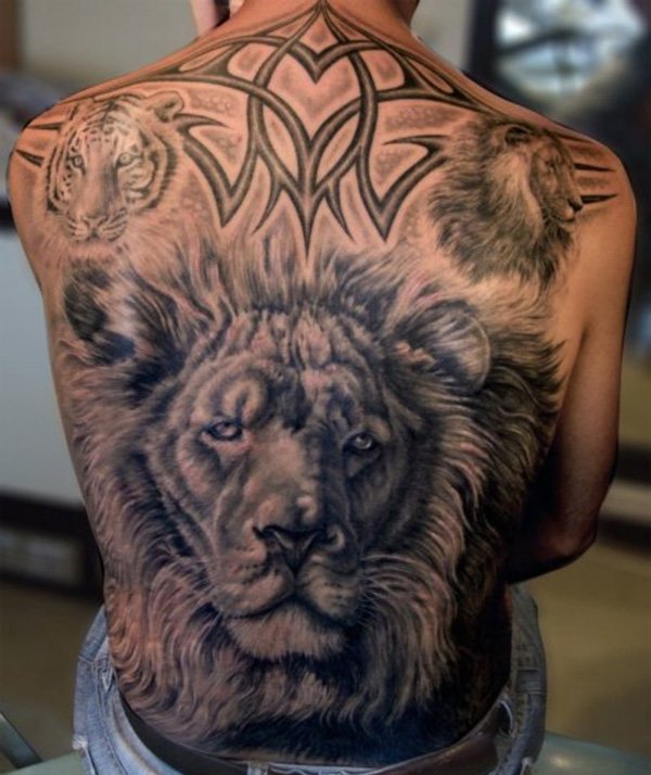 Black Ink Lion Head Tattoo On Man Full Back