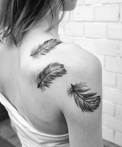 Black Ink Three Feathers Tattoo On Women Right Back Shoulder