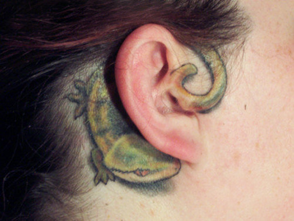 Cool Lizard Tattoo On Right Behind The Ear