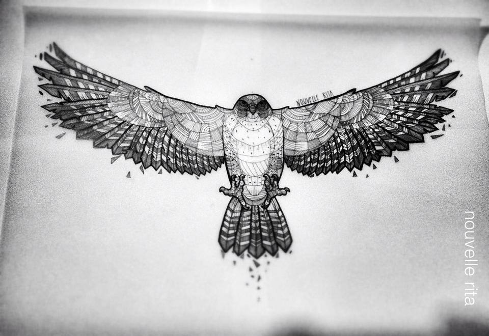 Awesome Black Ink Traditional Hawk Tattoo Design