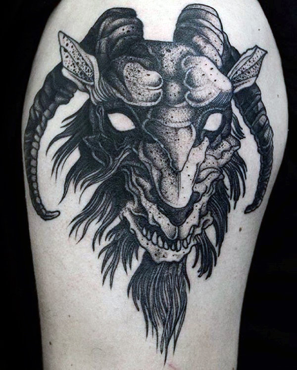 Black Ink Goat Skull Tattoo On Right Shoulder