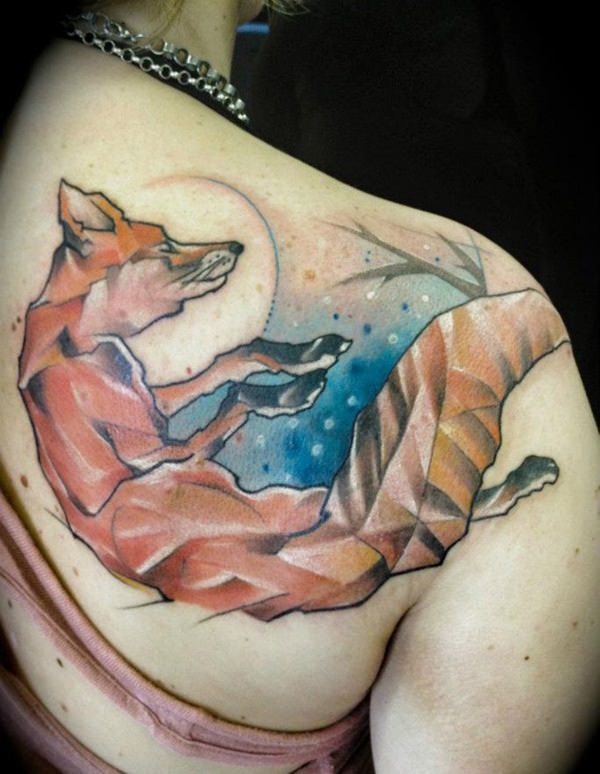 Cool Fox Tattoo On Girl Right Back Shoulder