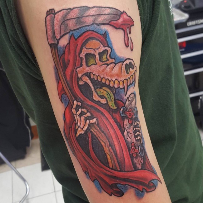Cool Traditional Grim Reaper Tattoo On Right Sleeve