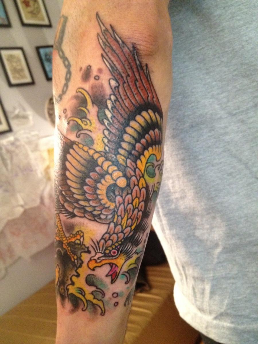 Cool Traditional Hawk Tattoo On Left Arm
