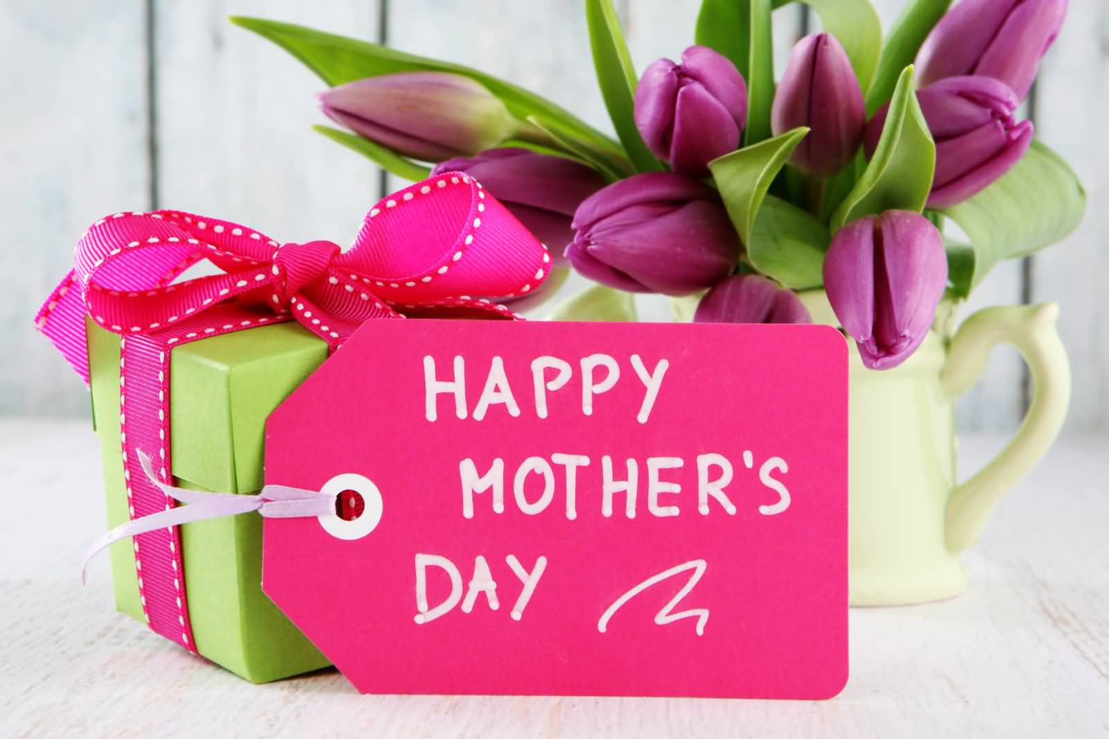 Happy Mother's Day Card With Gift Box
